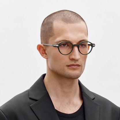Even Realities G1 AI Smart Glasses | Clear Vision, Seamless | AI-Enhanced Communication | Pro Real-Time Translate